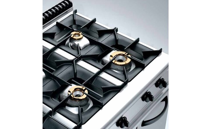 Gas Cooker 4 Burners