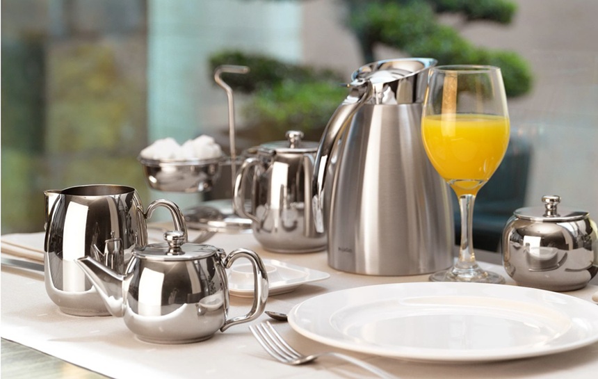 Planet pot_Ambient_Pujadas Stainless Steel Teapot, 350 ml