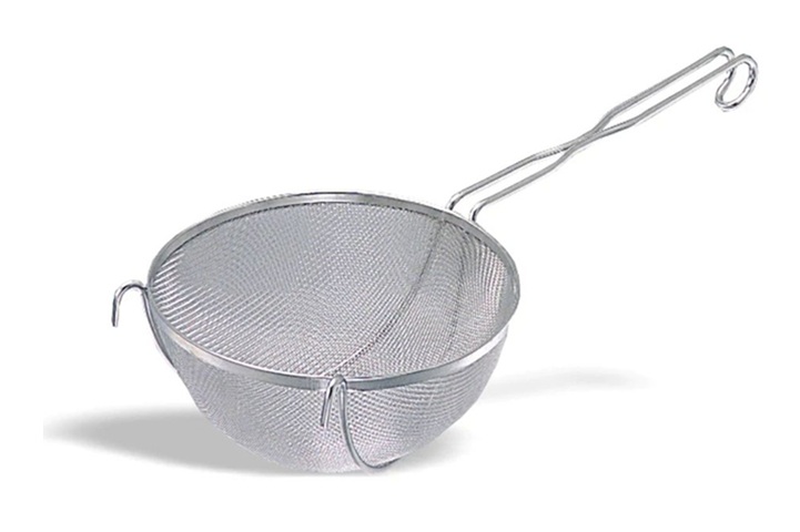 pujadas 324013 Stainless Steel Reinforced Strainer, 13 cm